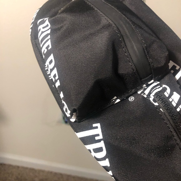 True Religion Black Fannypack Bag - Picture 6 of 6